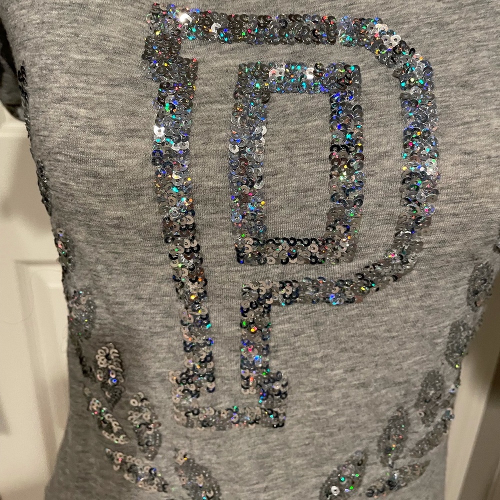Pink silver grey sequins t shirt